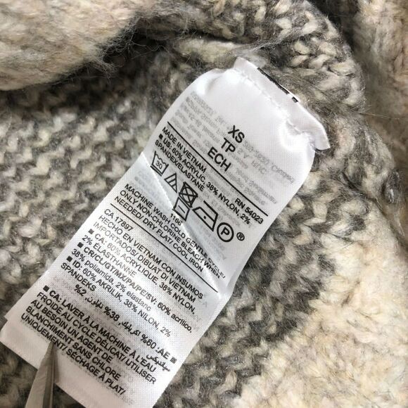 NEW Old Navy Cozy Crewneck Sweater Leopard Print Long Slv Pullover Top Womens XS - Picture 5 of 6